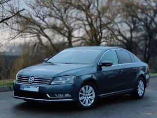 Volkswagen Passat foto 7