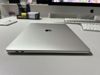 MacBook Pro 15, 2018/ 6 X core i7/ 16gb Ram/ 512gb SSD/ Pro 560X 4gb (În Rate cu 0%) foto 7