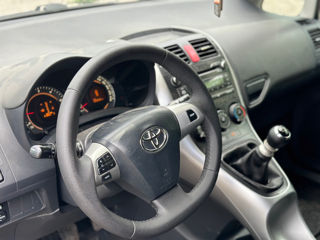 Toyota Auris foto 8