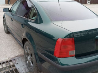 Volkswagen Passat foto 2