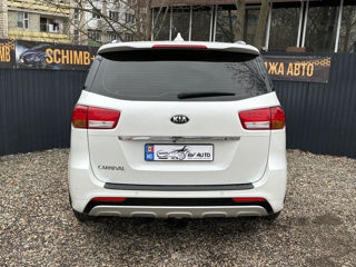 KIA Carnival foto 5