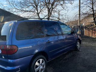 Volkswagen Sharan foto 6