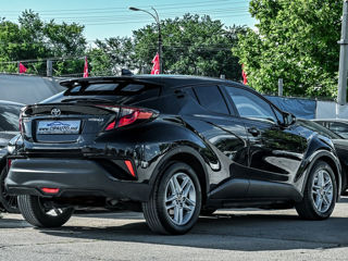 Toyota C-HR foto 5