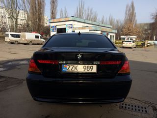 BMW 7 Series foto 7