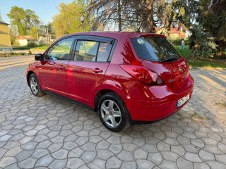 Nissan Tiida фото 4