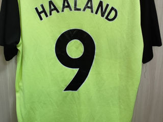 Maiou fotbal Haaland 9 ( mărimea L) 300 lei foto 0