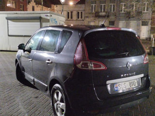 Renault Grand Scenic foto 6