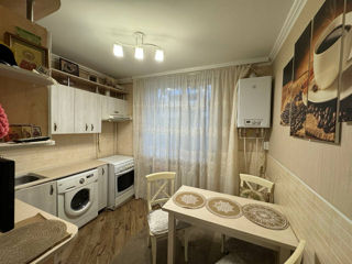 Apartament cu 3 camere, 60 m², Paminteni, Bălți foto 1