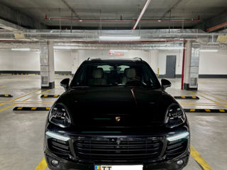 Porsche Cayenne foto 4