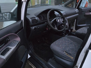 Volkswagen Sharan фото 7
