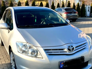 Toyota Auris foto 2