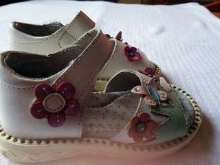 Sandalete pentru fetite foto 5