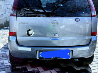 Opel Meriva foto 2