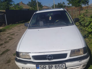 Opel Astra foto 4