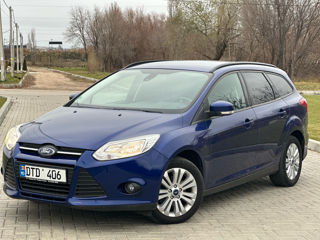 Ford Focus foto 2