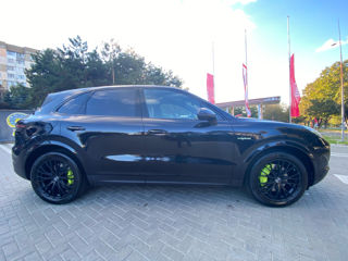 Porsche Cayenne foto 4