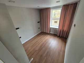 Apartament cu 2 camere, 45 m², Centru, Chișinău foto 4