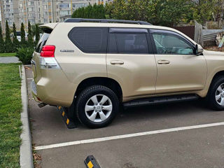 Toyota Land Cruiser Prado foto 4