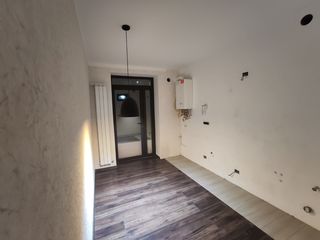 Apartament cu 2 camere, 170 m², Periferie, Florești foto 6