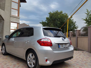 Toyota Auris foto 2