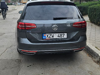 Volkswagen Passat foto 8