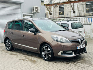 Renault Grand Scenic foto 3