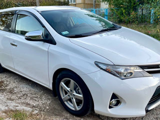 Toyota Auris foto 2