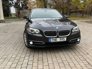 BMW 5 Series foto 2