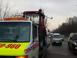 Эвакуатор/Evacuator Chisinau & Tractari Auto  24/24 foto 9