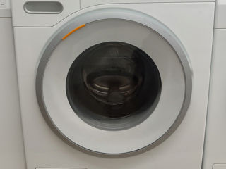 Стиральная машина Miele фото 1