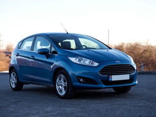 Ford Fiesta foto 1