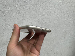 iPhone 11 128Gb foto 2