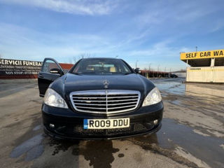 Mercedes S-Class foto 2