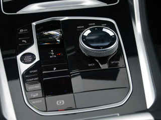 BMW X6 M foto 9