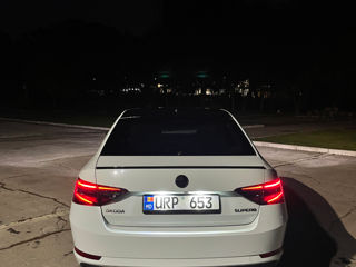 Skoda Superb foto 6