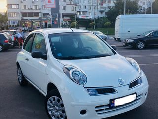 Nissan Micra foto 1