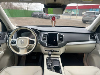 Volvo XC90 foto 8