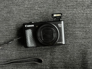 Canon PowerShot SX740HS