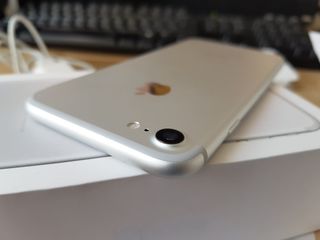 Apple iPhone 7 128GB ( Silver ) foto 3