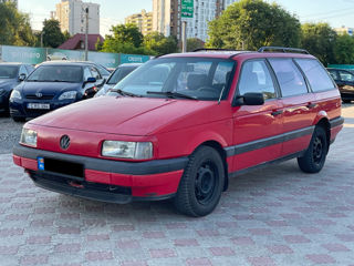 Volkswagen Passat foto 1