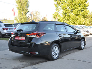 Toyota Auris foto 4