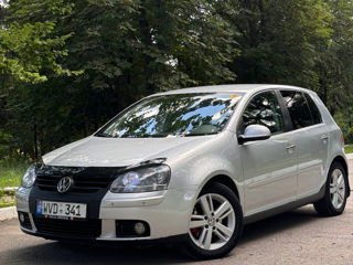 Volkswagen Golf foto 2