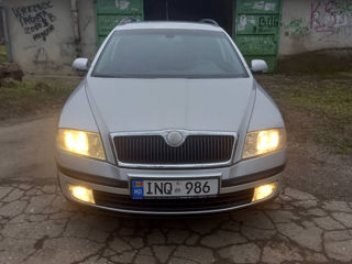 Skoda Octavia foto 2