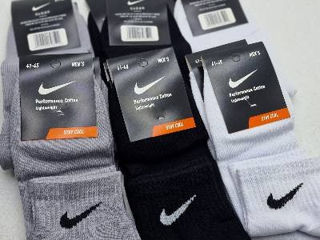 Опт носки спортивные "nike", цветные значки foto 1