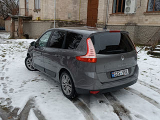 Renault Grand Scenic foto 3