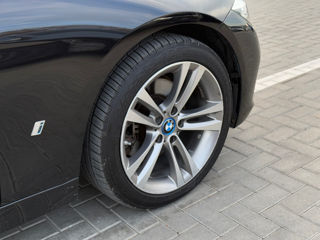 BMW 3 Series foto 16