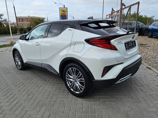 Toyota C-HR foto 4