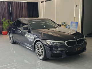 BMW 5 Series foto 3