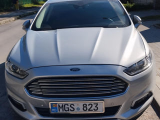 Ford Mondeo foto 4