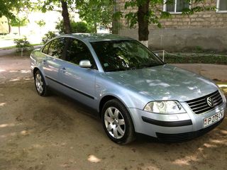 Volkswagen Passat foto 1